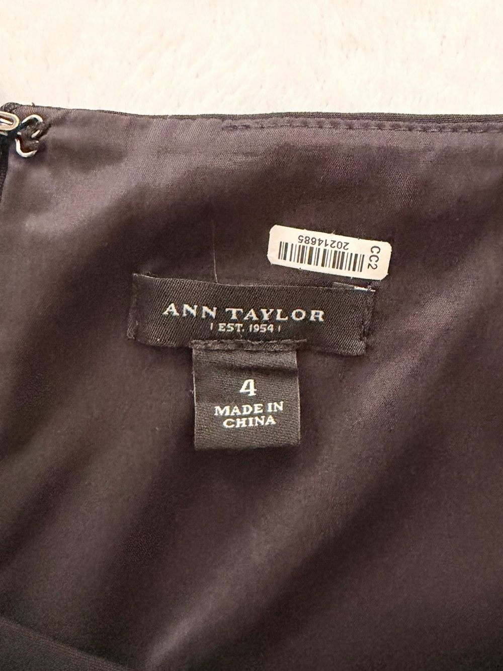 Ann Taylor,  Black Sleeveless Sheath Mini Dress - S - Picture 6 of 9